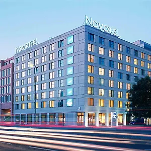 4* فندق نوفوتيل ميتي